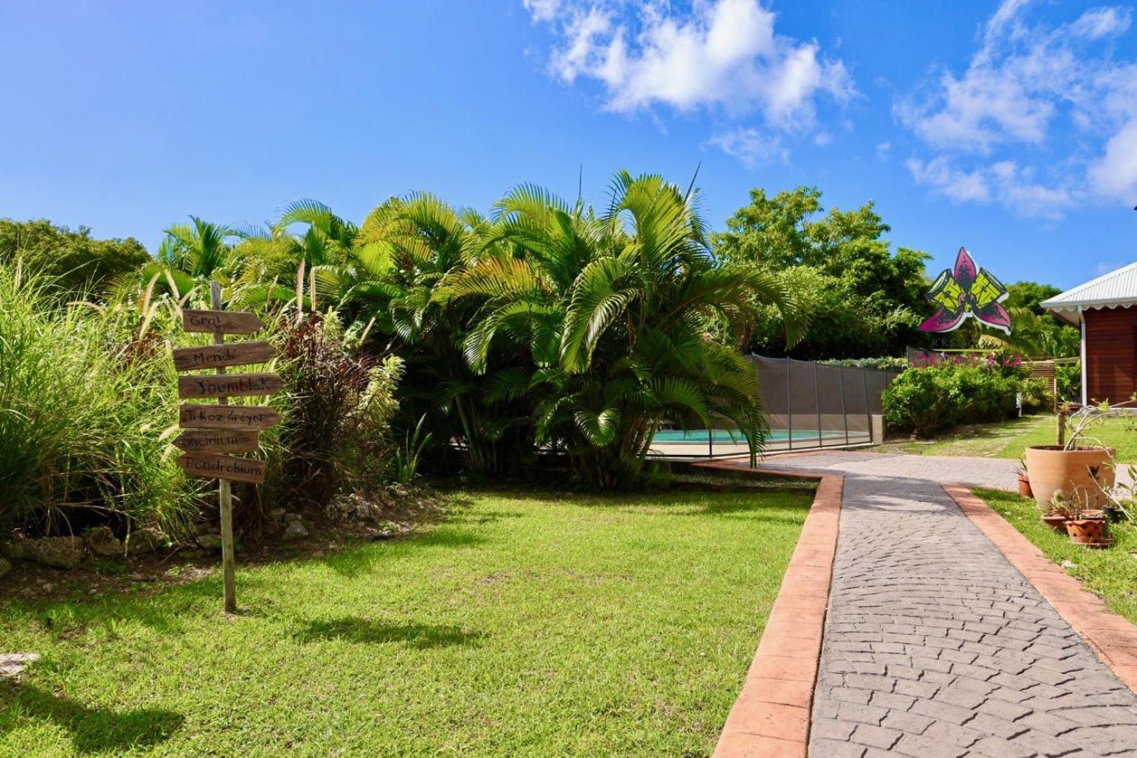 Piscine, Plages Bois Jolan Et Du Bourg, Jardin & Parking Prives, Sainte-Anne - Villas Orchyd & Ka 外观 照片